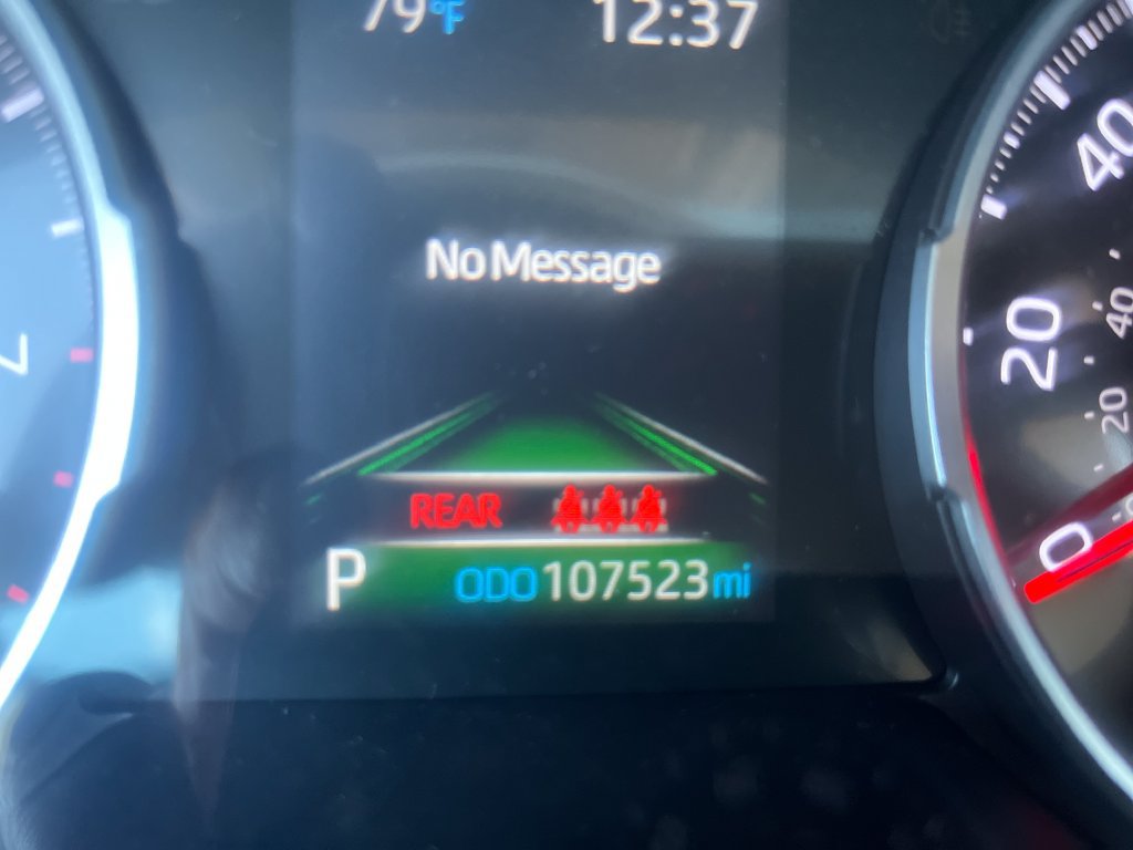 Used 2019 Toyota RAV4 XLE w/ Convenience Package FWD image 17
