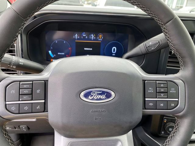 Used 2025 Ford F250 Lariat w/ Black Appearance Package image 21