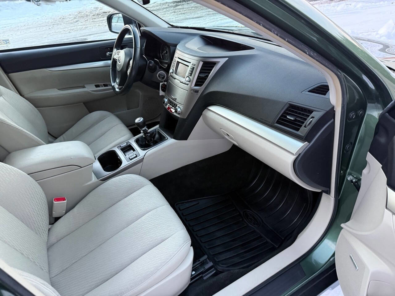 Used 2012 Subaru Outback 2.5i Premium image 14