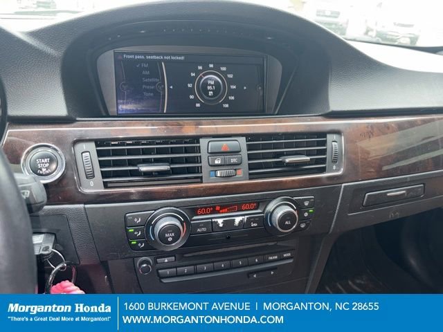 Used 2011 BMW 328i Convertible image 9