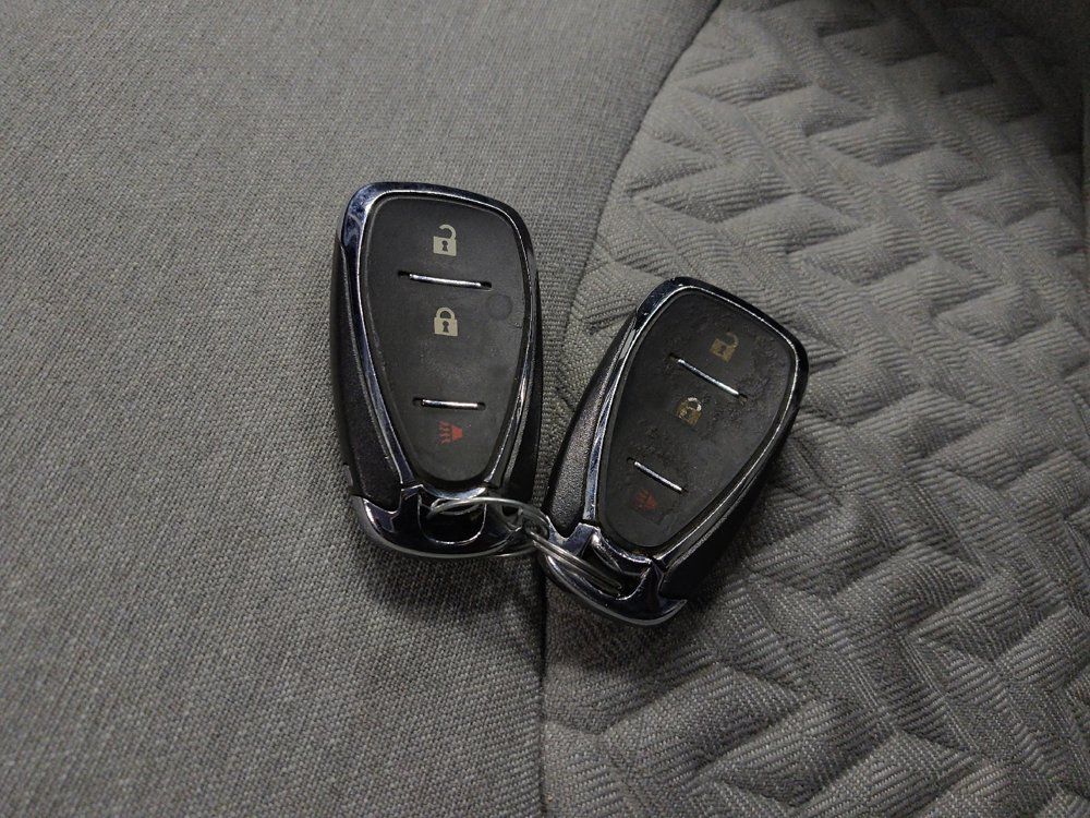Used 2022 Chevrolet Equinox LS FWD image 32
