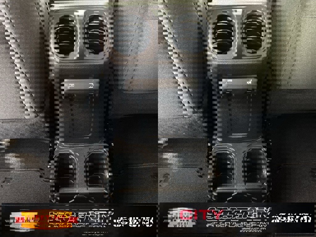 New 2025 Jeep Gladiator Sport image 25