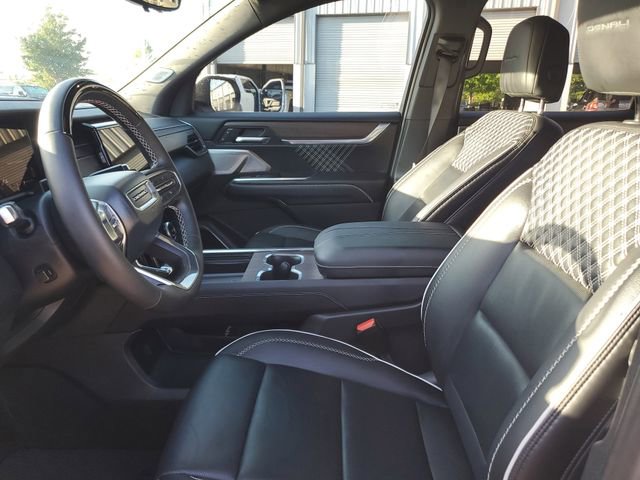 Used 2025 GMC Acadia Denali w/ Super Cruise Package FWD image 18
