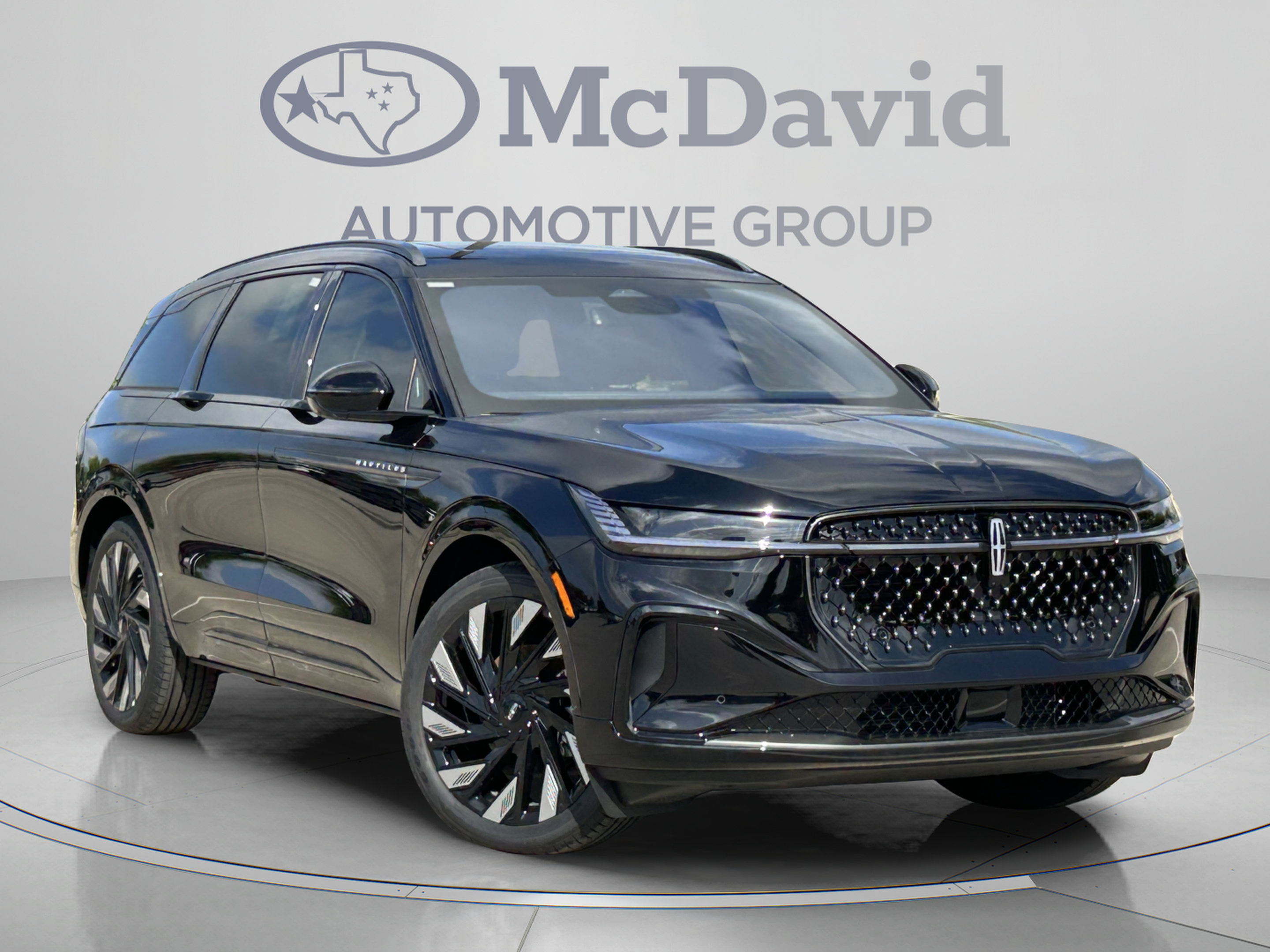 New 2026 Lincoln Nautilus Reserve w/ Jet Appearance Package AWD/4WD image 9