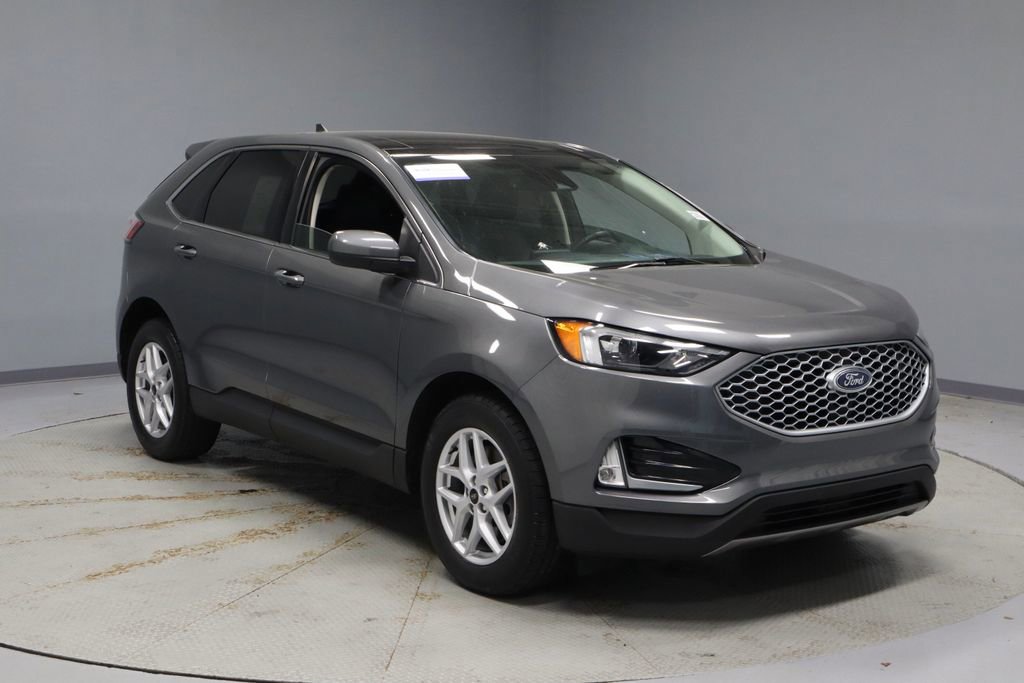 Used 2023 Ford Edge SEL w/ Convenience Package