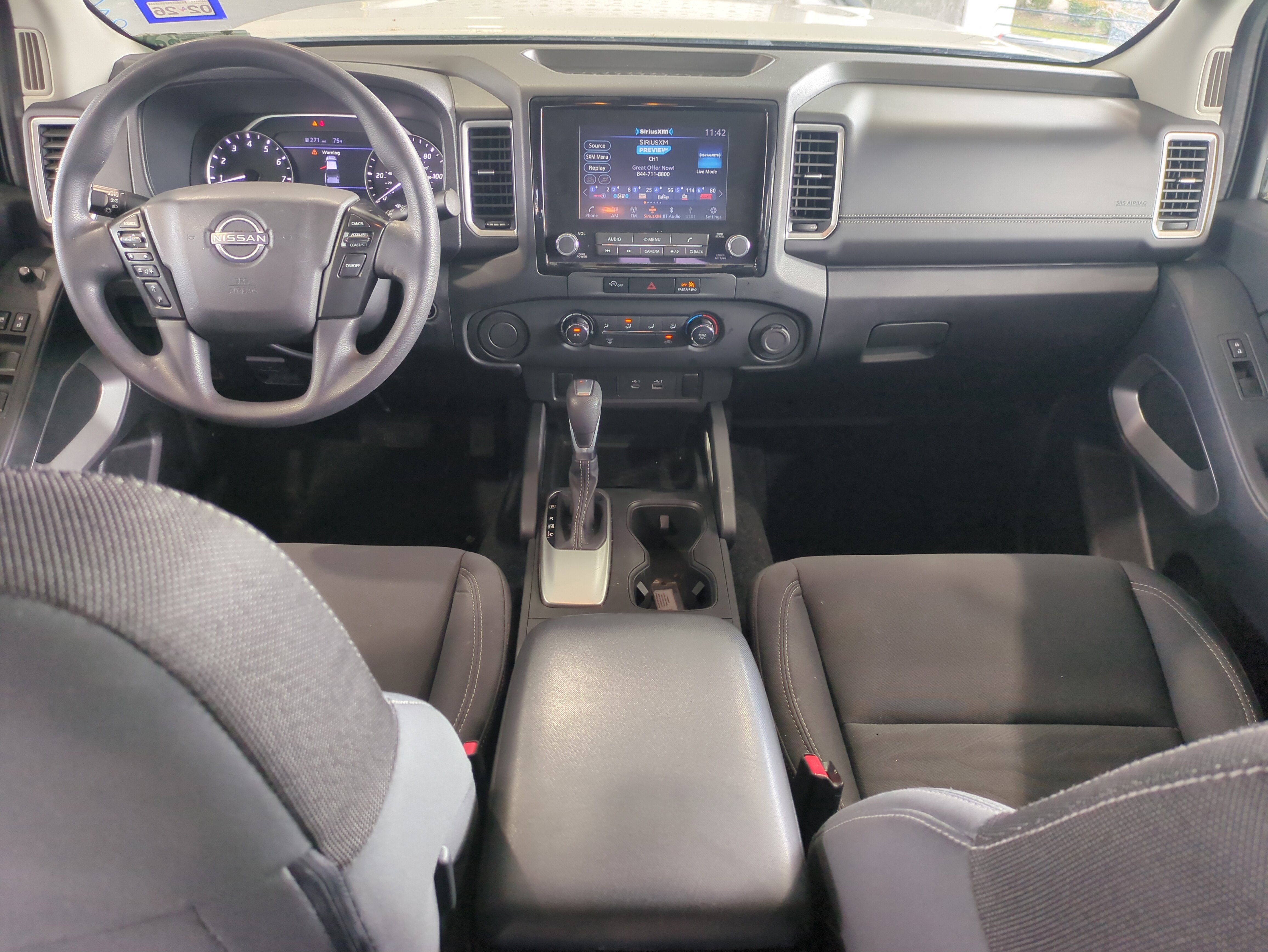 Used 2023 Nissan Frontier SV image 17