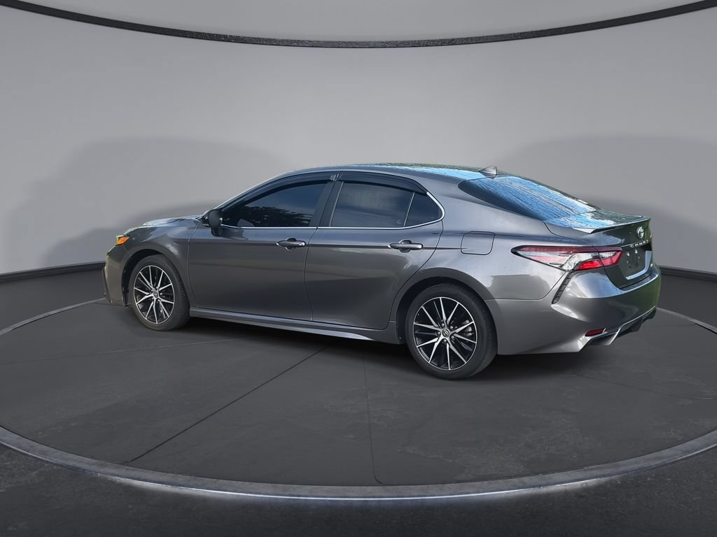 Used 2024 Toyota Camry SE FWD image 6
