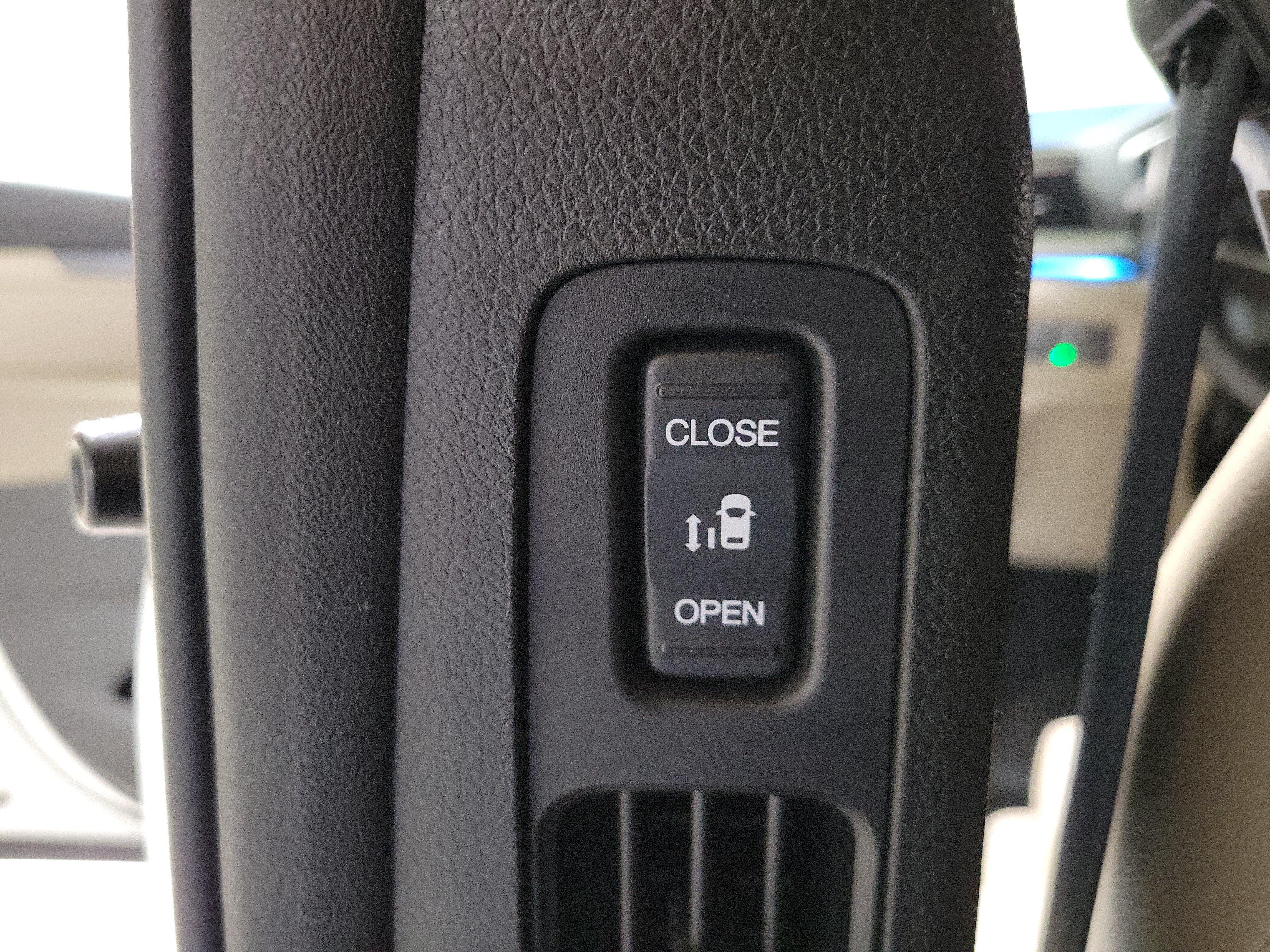 Certified 2024 Honda Odyssey Touring image 20
