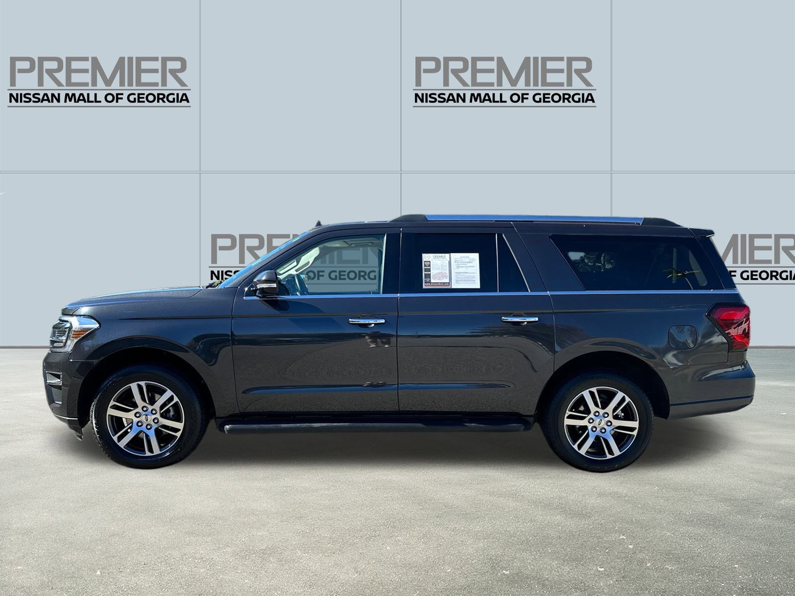 Used 2024 Ford Expedition Max Limited image 8