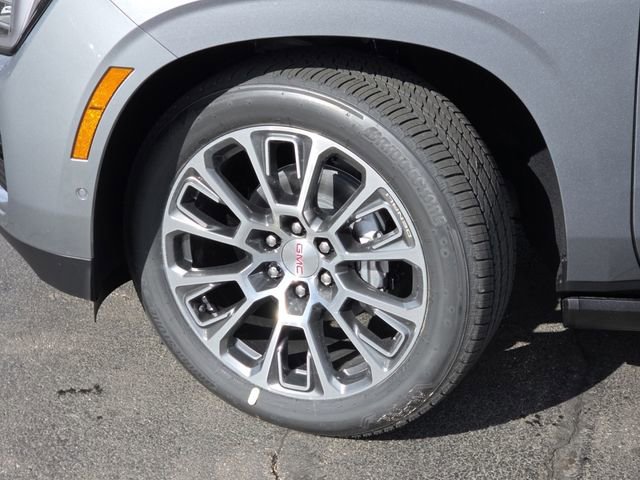 New 2026 GMC Yukon XL Denali w/ Denali Reserve Package image 30