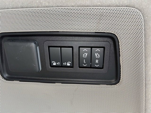 Used 2023 Cadillac Escalade Premium Luxury Platinum w/ LPO, Floor Liner Package image 17