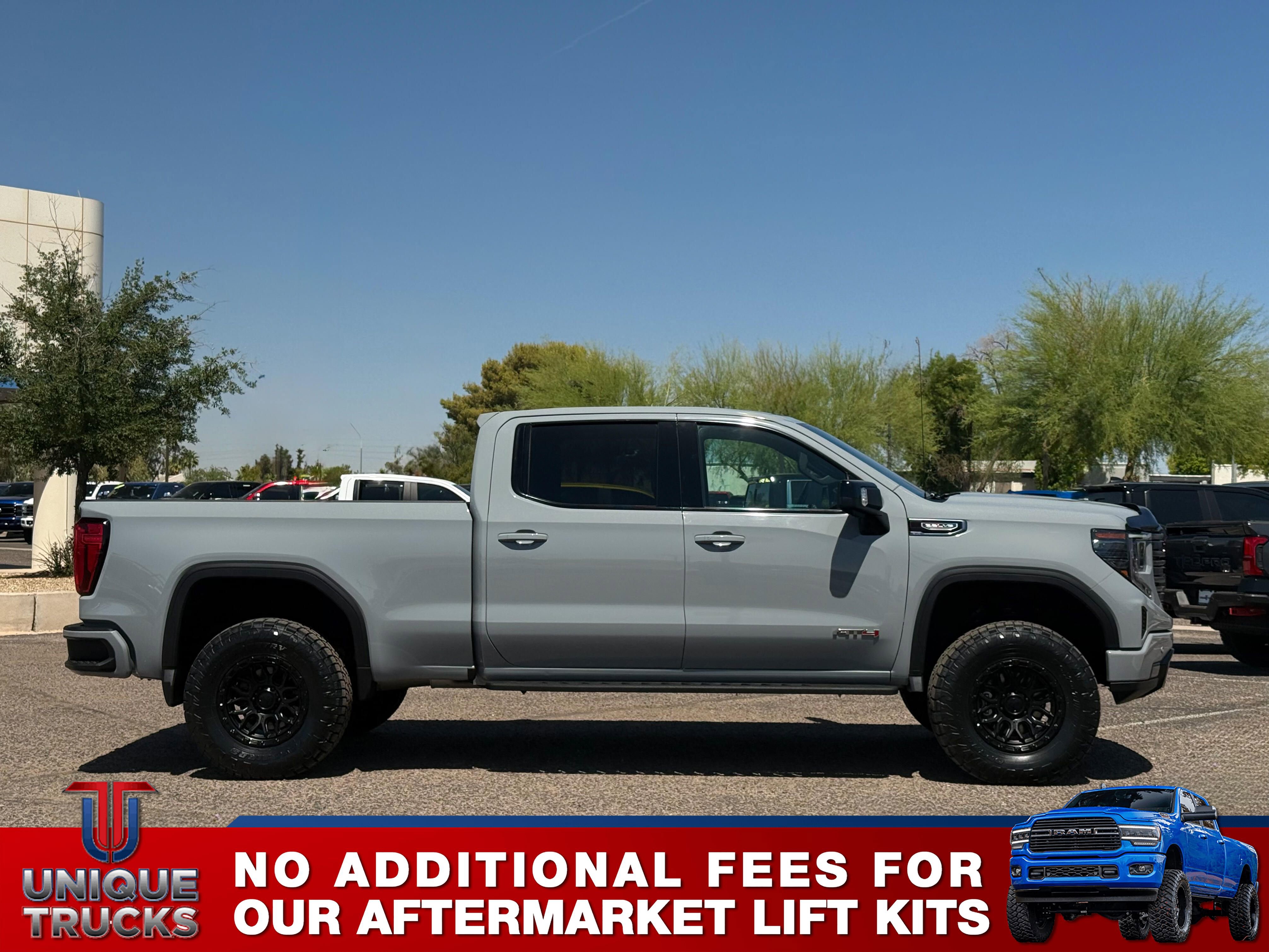 Used 2025 GMC Sierra 1500 AT4 AWD/4WD image 4