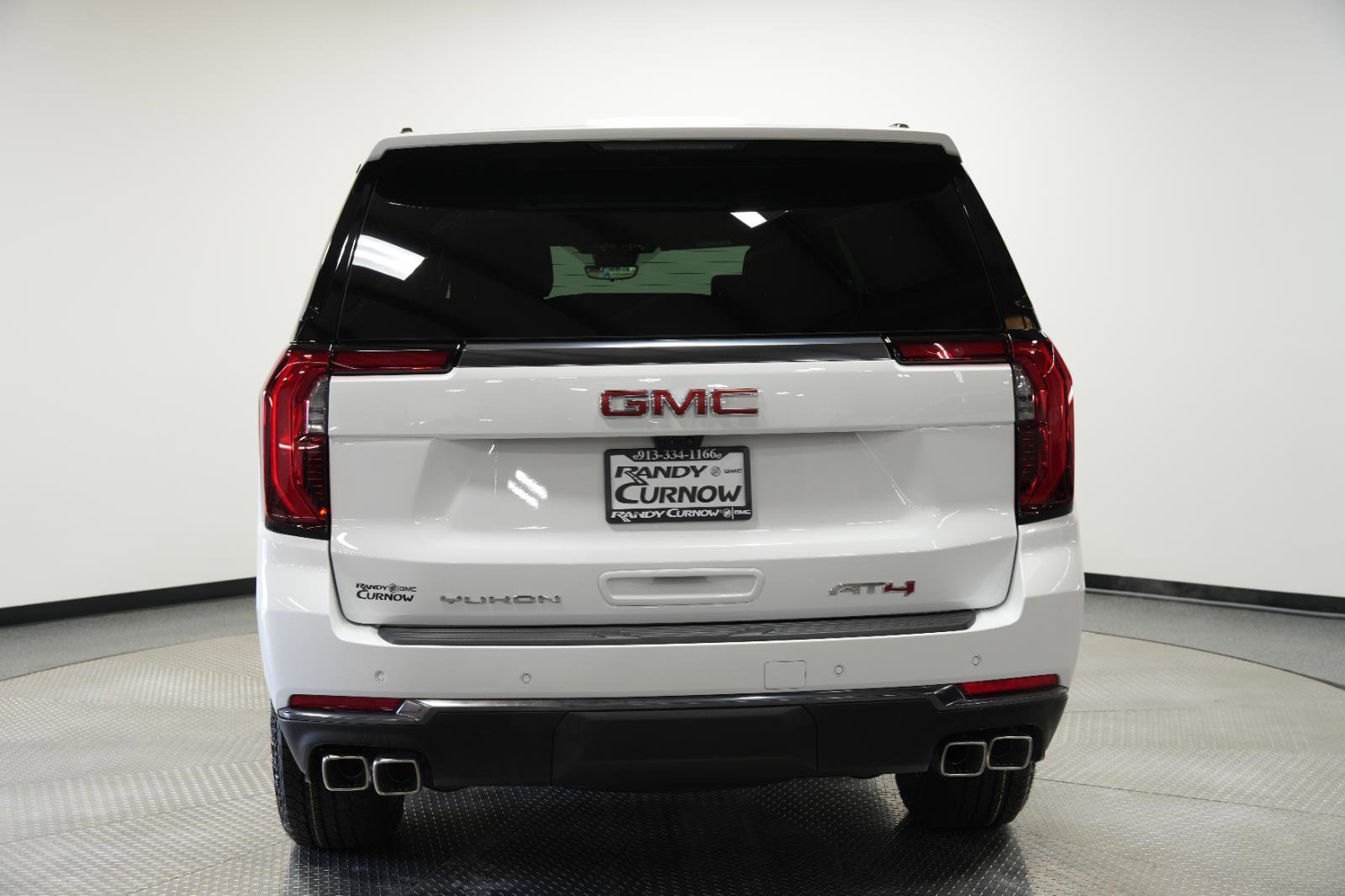 New 2026 GMC Yukon XL AT4 w/ AT4 Premium Plus Package AWD/4WD image 9