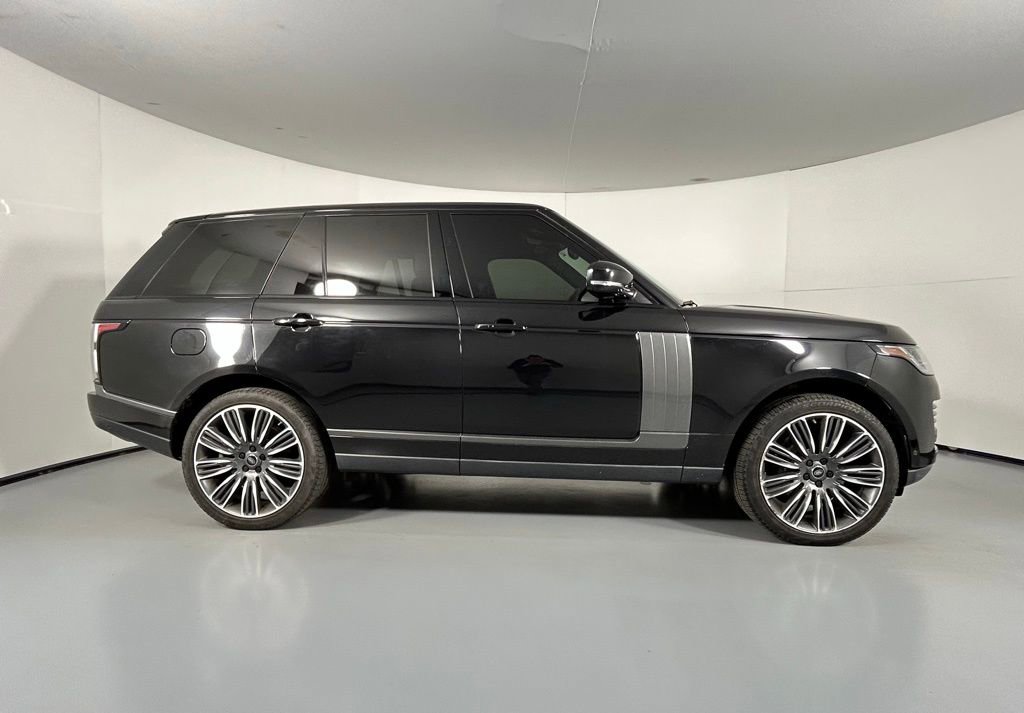 Used 2020 Land Rover Range Rover HSE image 8