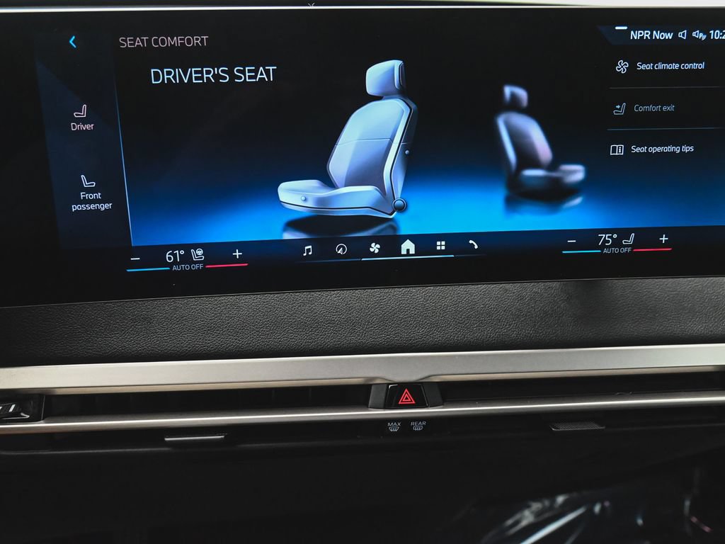 Used 2024 BMW iX xDrive50 w/ Convenience Package AWD/4WD image 19