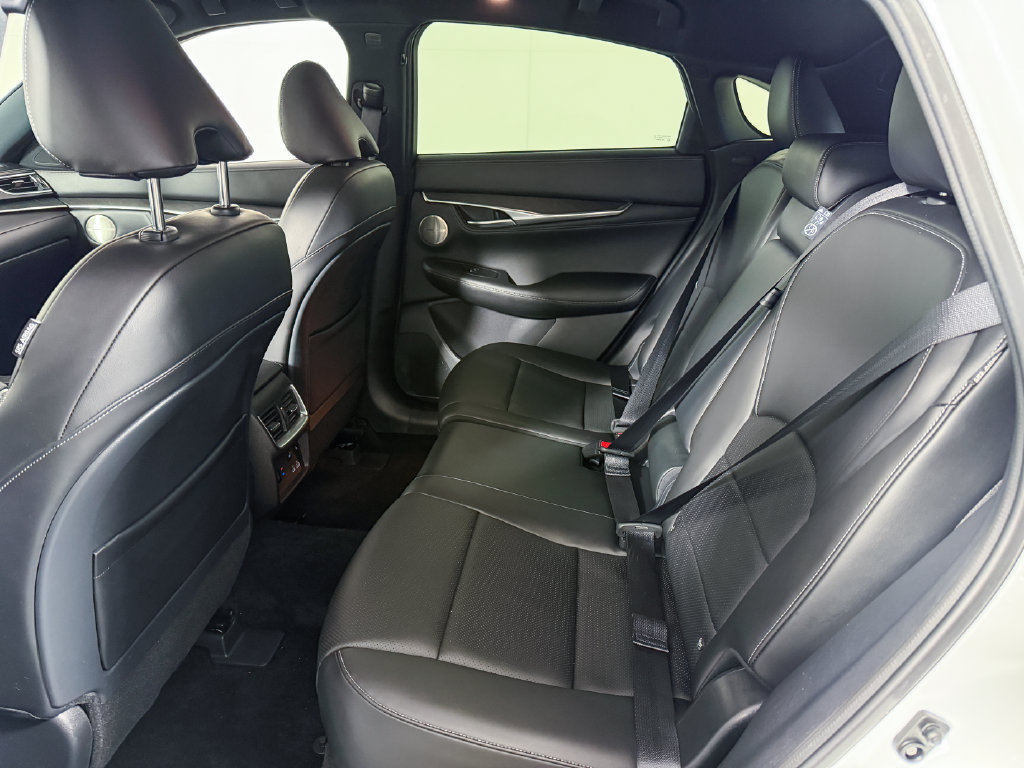 Used 2023 INFINITI QX55 Sensory w/ Lighting Package AWD/4WD image 38