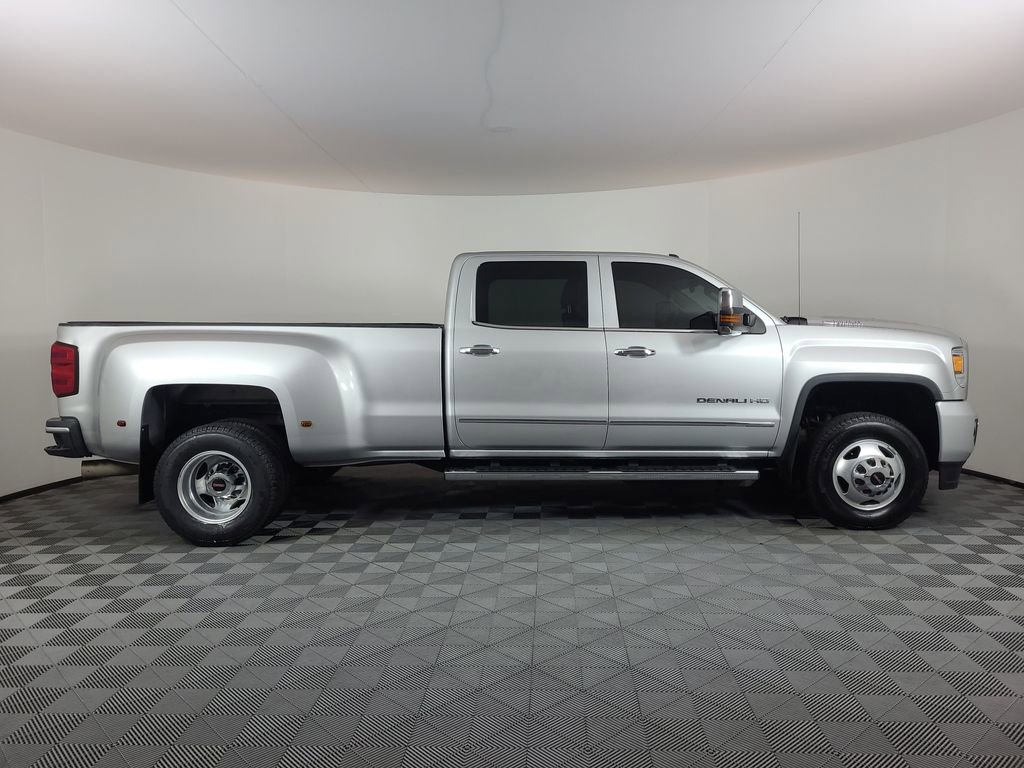 Used 2017 GMC Sierra 3500 Denali w/ Duramax Plus Package image 2