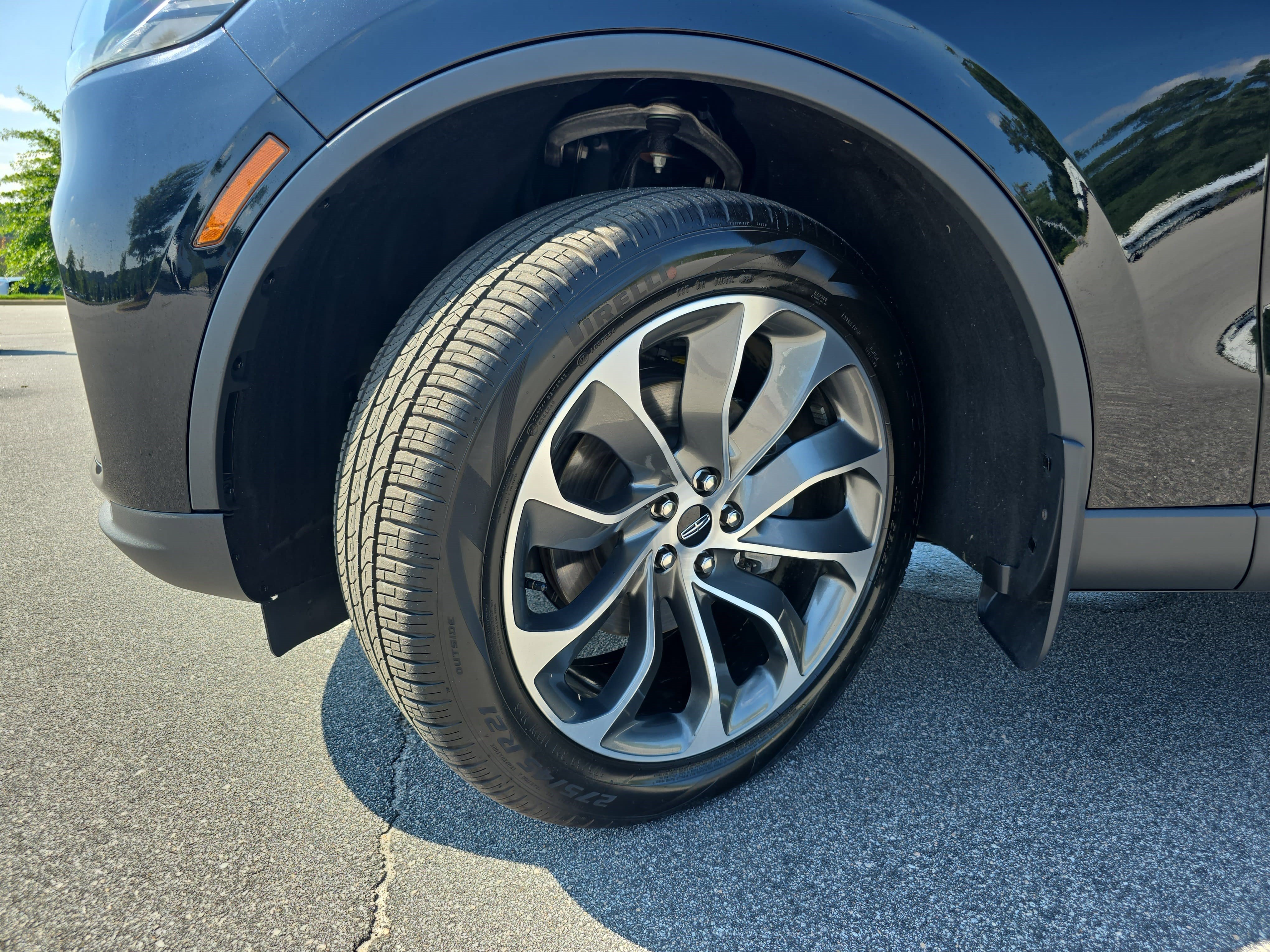 Certified 2026 Lincoln Aviator Reserve AWD/4WD image 32