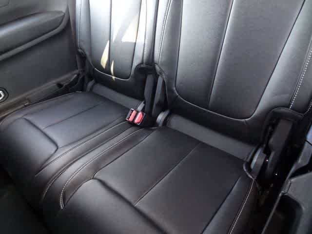 Used 2023 Jeep Grand Cherokee L Limited AWD/4WD image 9