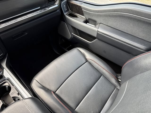 Used 2023 Ford F250 Lariat w/ Lariat Ultimate Package AWD/4WD image 16