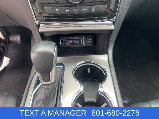Used 2022 Jeep Grand Cherokee Limited image 19