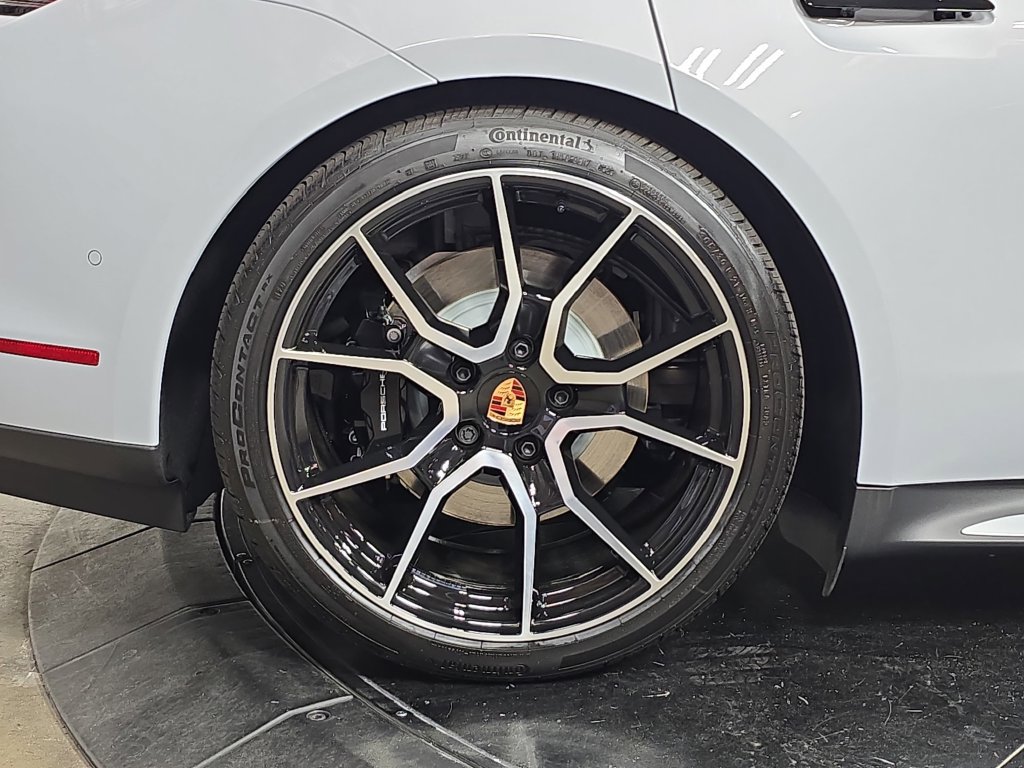 New 2026 Porsche Taycan RWD image 29
