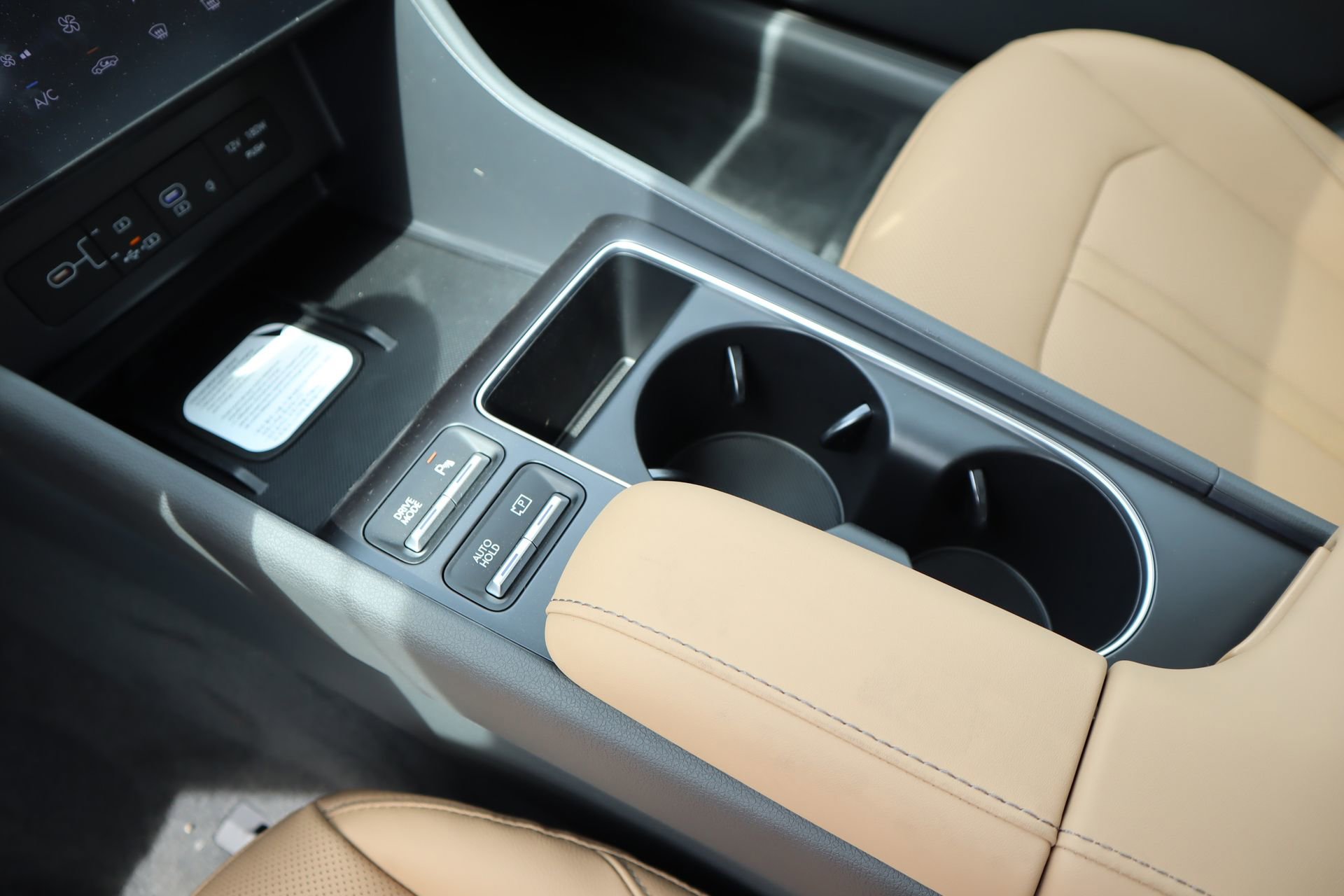 New 2026 Hyundai Sonata Limited FWD image 9
