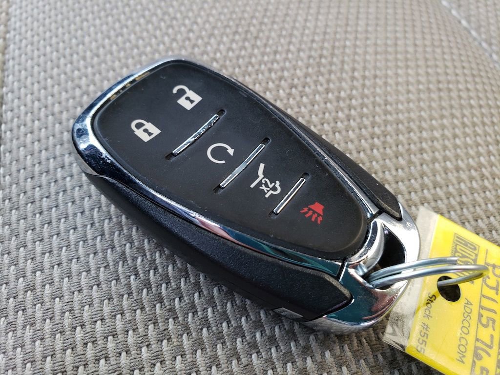 Used 2023 Chevrolet Traverse LT w/ LPO, Floor Liner Package image 29