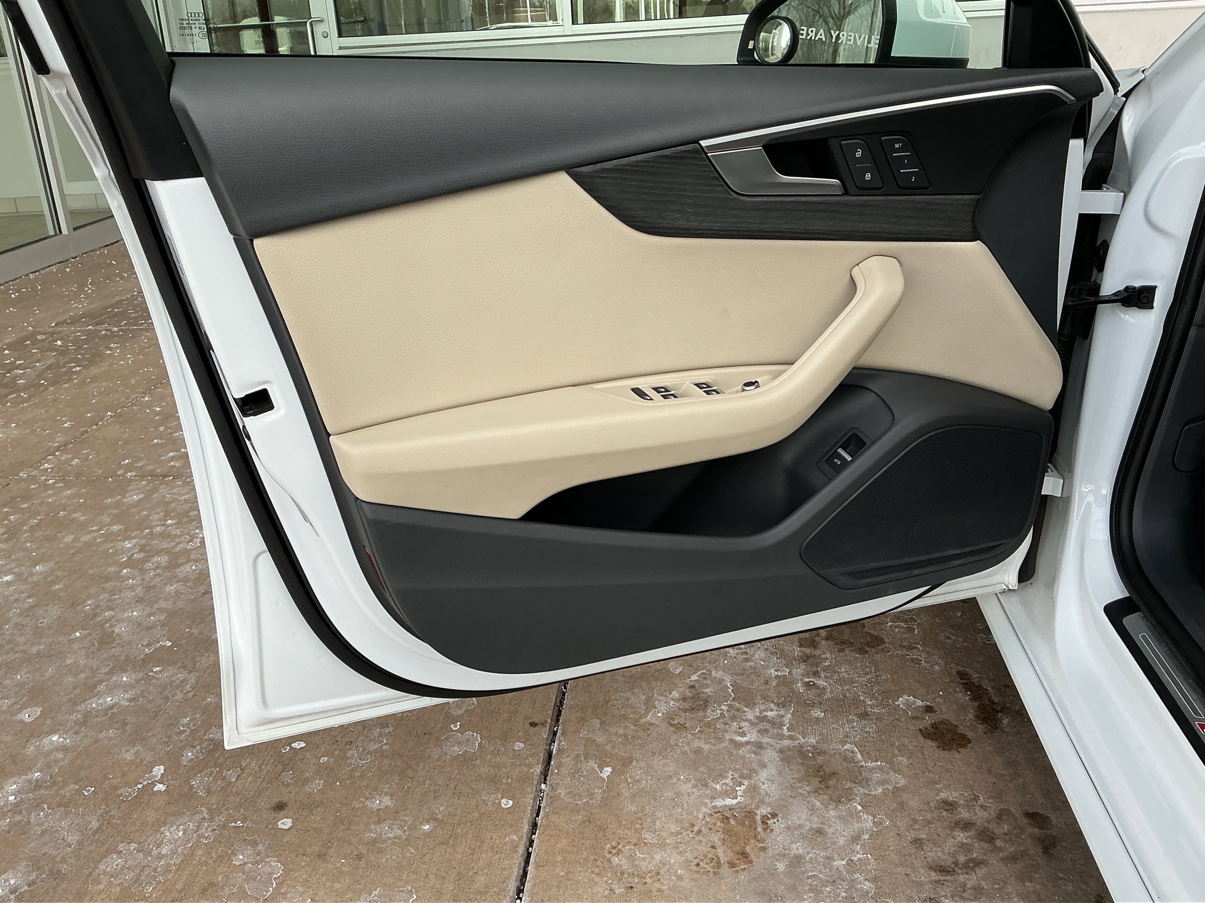 Used 2018 Audi A4 2.0T Premium w/ Convenience Package image 14