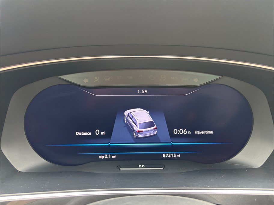 Used 2019 Volkswagen Tiguan SEL R-Line FWD image 23