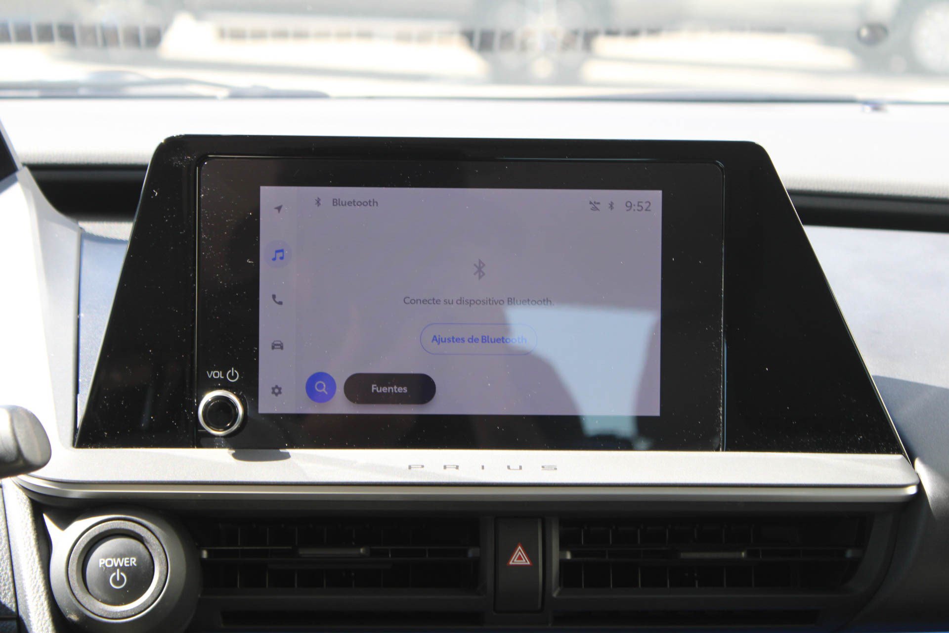 Certified 2024 Toyota Prius XLE FWD image 16