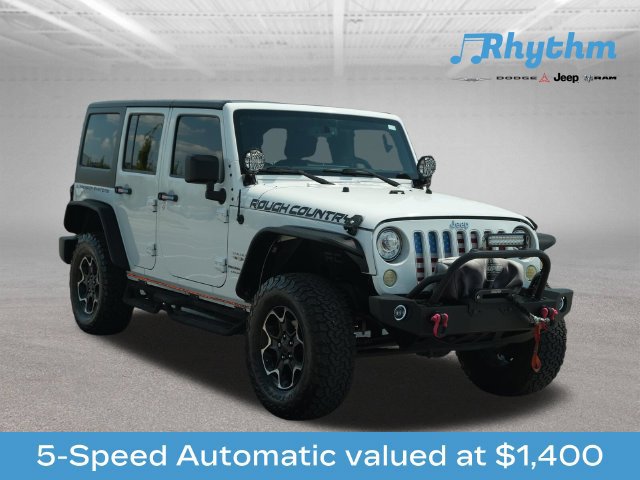 Used 2018 Jeep Wrangler Unlimited Sahara w/ Connectivity Group