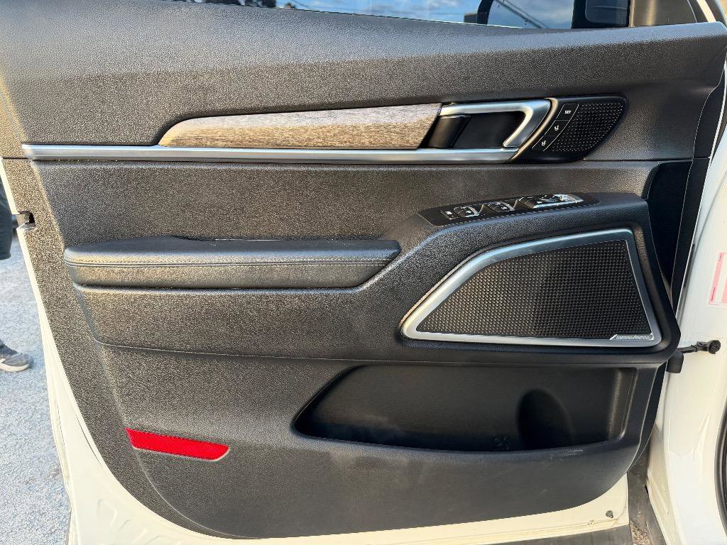 Used 2020 Kia Telluride SX w/ Towing Package image 10