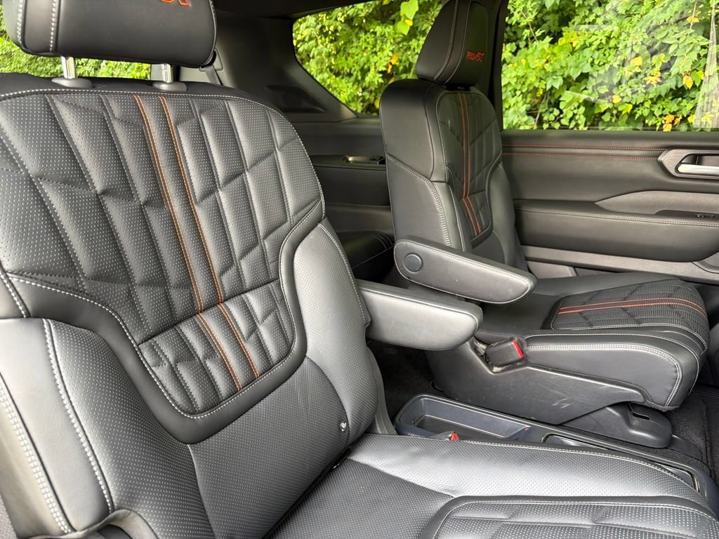 Used 2026 Nissan Armada PRO-4X w/ Captain's Chari Seat Package AWD/4WD image 47