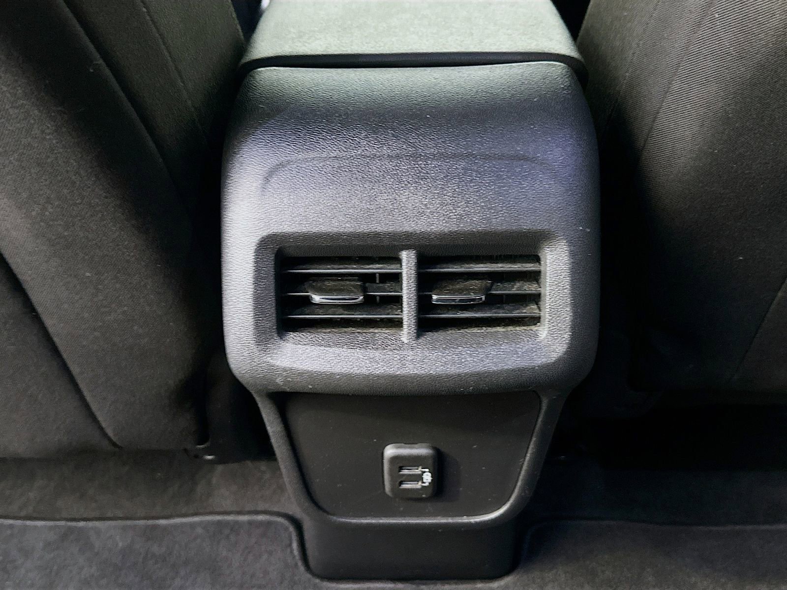 Used 2020 Chevrolet Equinox LS w/ LS Convenience Package FWD image 25