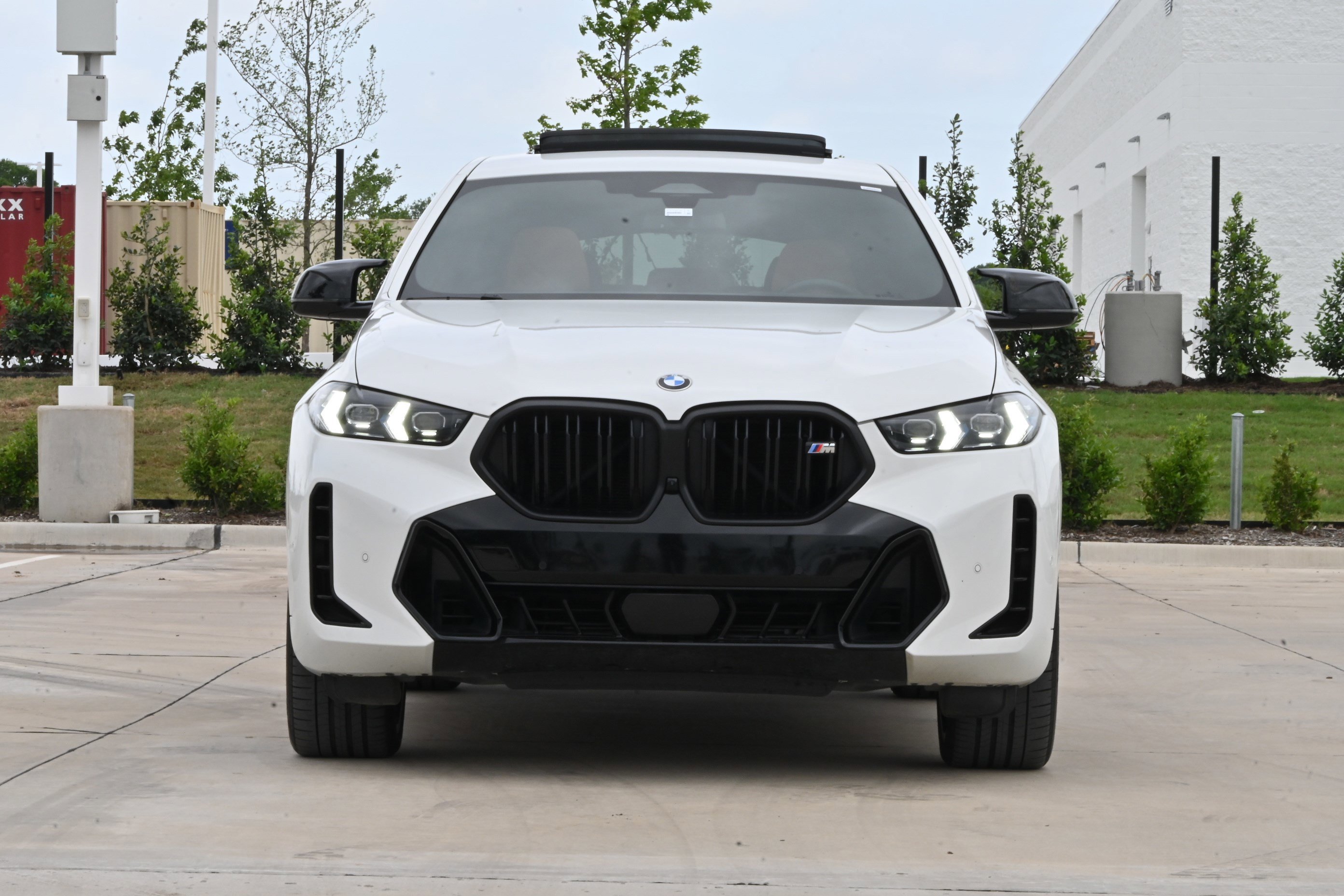 Certified 2024 BMW X6 M60i w/ Climate Comfort Package AWD/4WD image 3