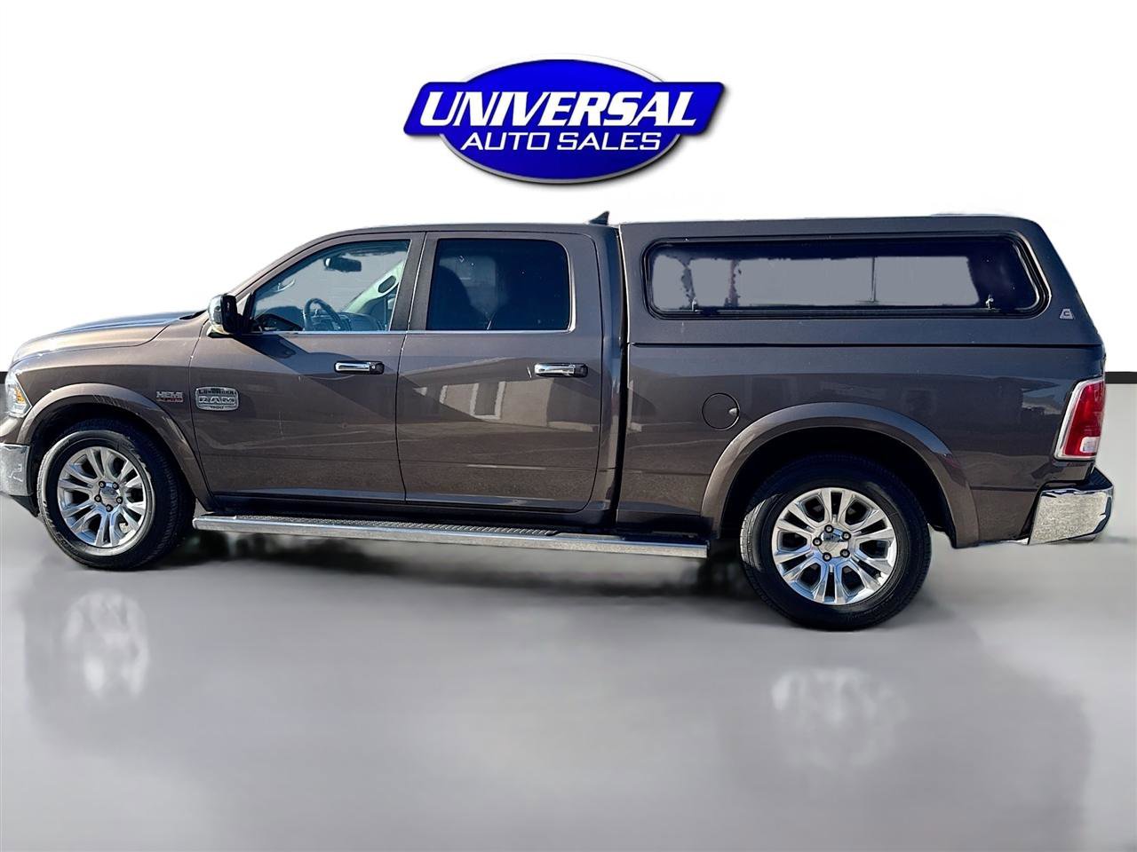 Used 2018 RAM 1500 Laramie Longhorn image 4