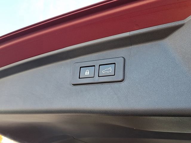 Used 2025 Subaru Outback Premium w/ Popular Package #1A image 31