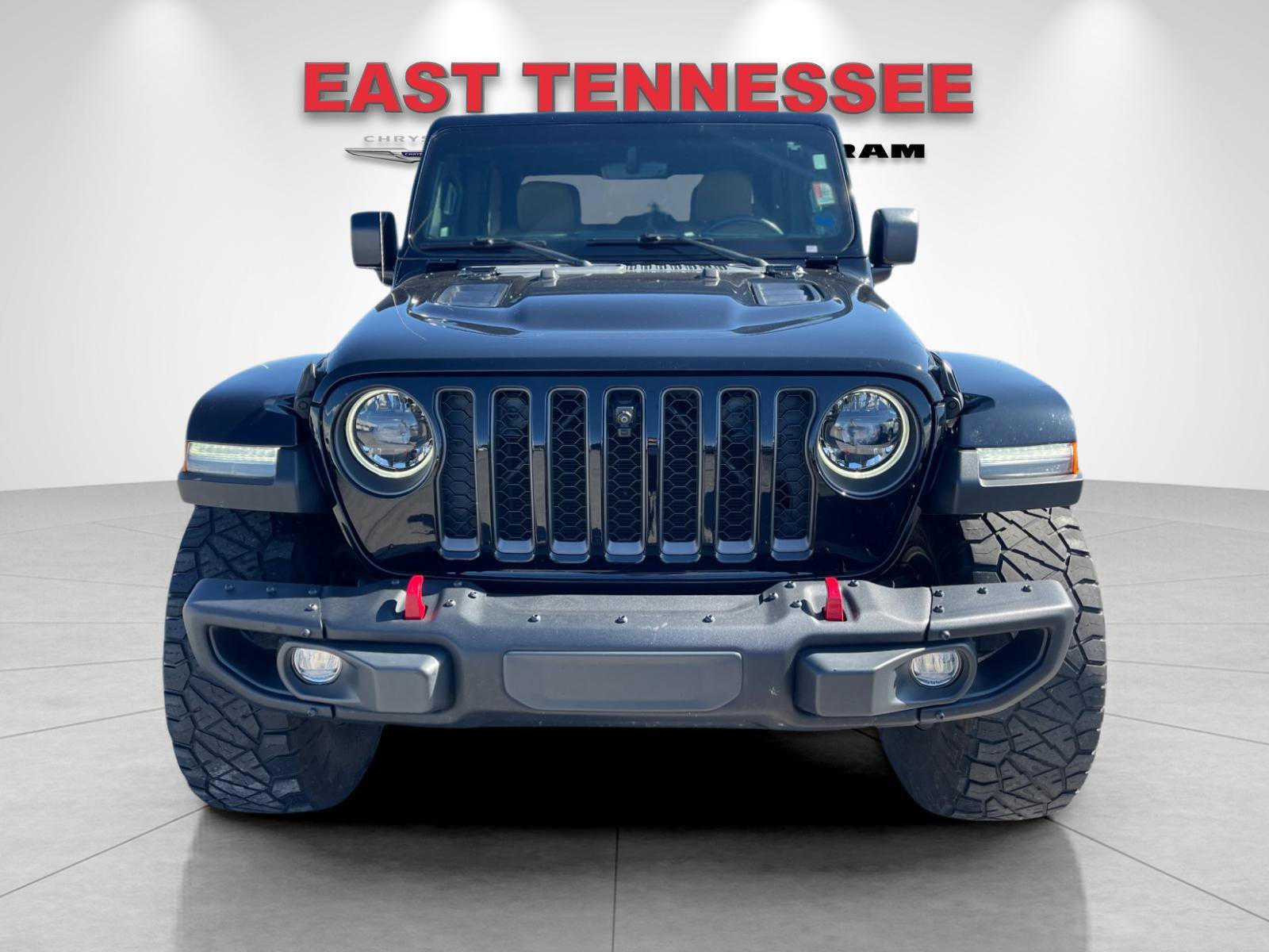Used 2023 Jeep Gladiator Rubicon w/ LED Lighting Group AWD/4WD image 9