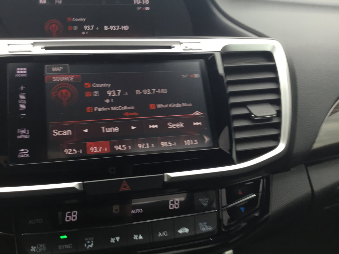 Used 2016 Honda Accord Touring image 19