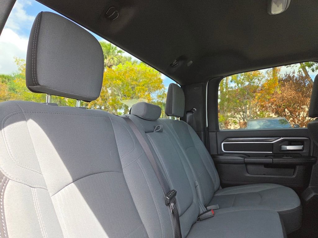 Used 2024 RAM 3500 Big Horn AWD/4WD image 14