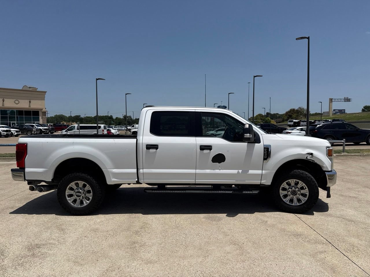 Used 2022 Ford F250 XLT AWD/4WD image 17