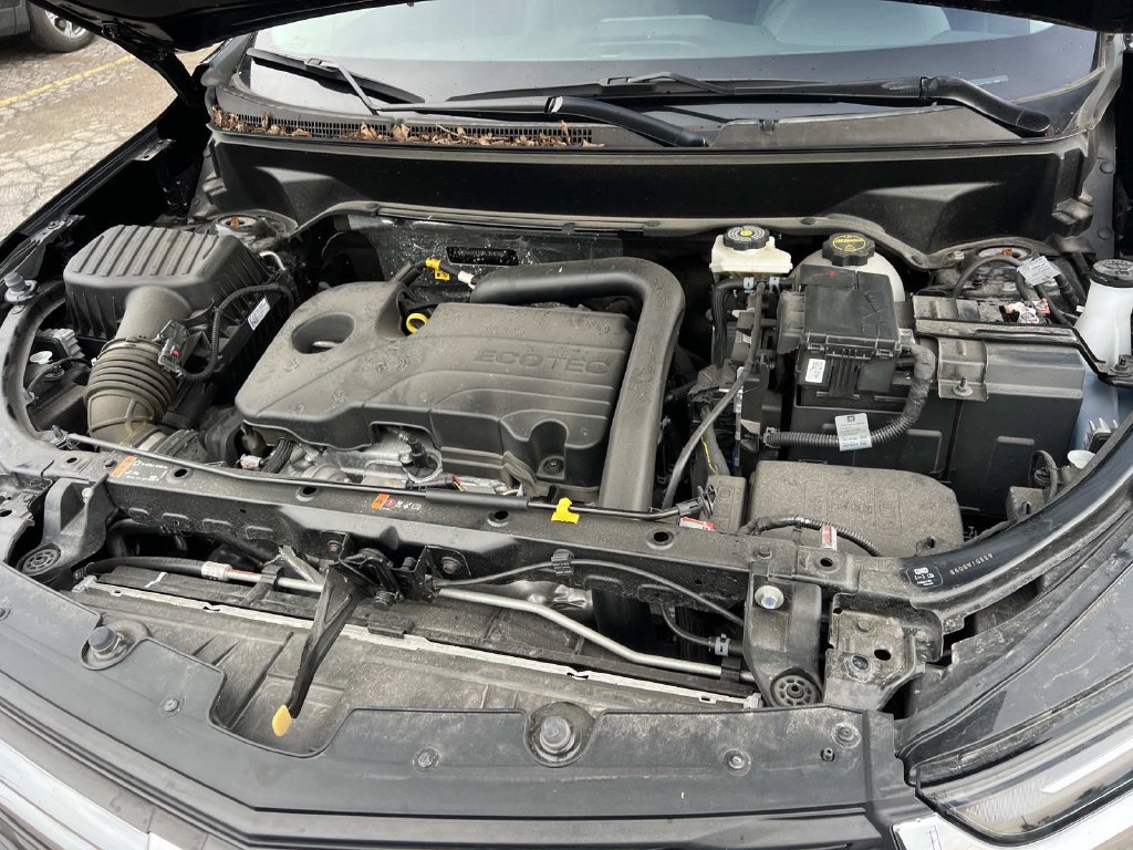 Used 2024 Chevrolet Equinox LT FWD image 9