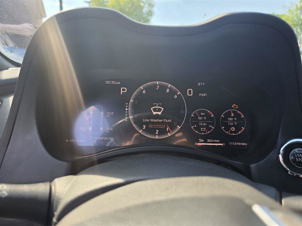Used 2018 INFINITI Q60 3.0t Luxe AWD/4WD image 2