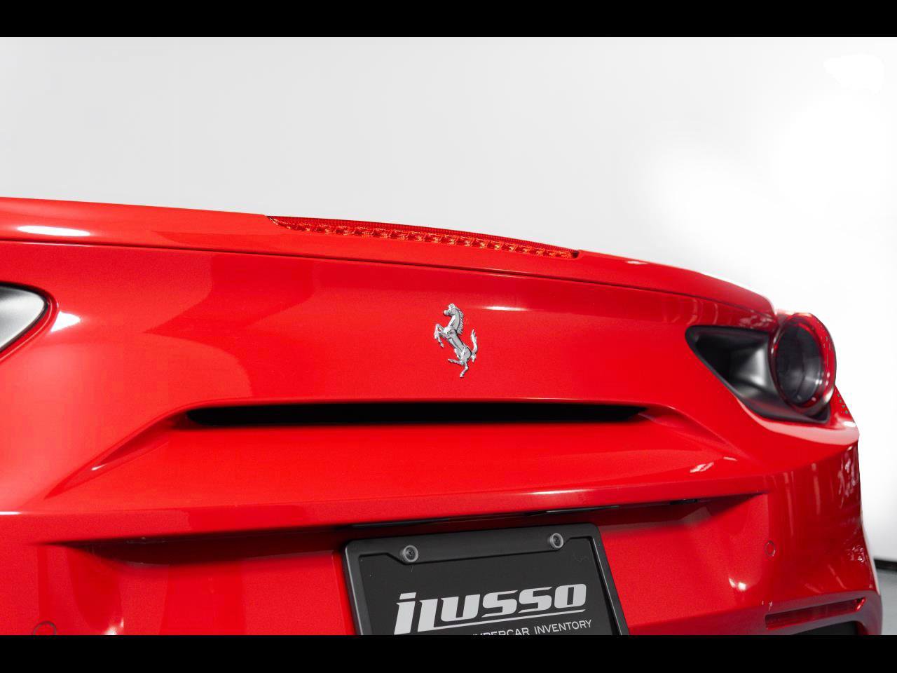 Used 2017 Ferrari 488 GTB RWD image 59