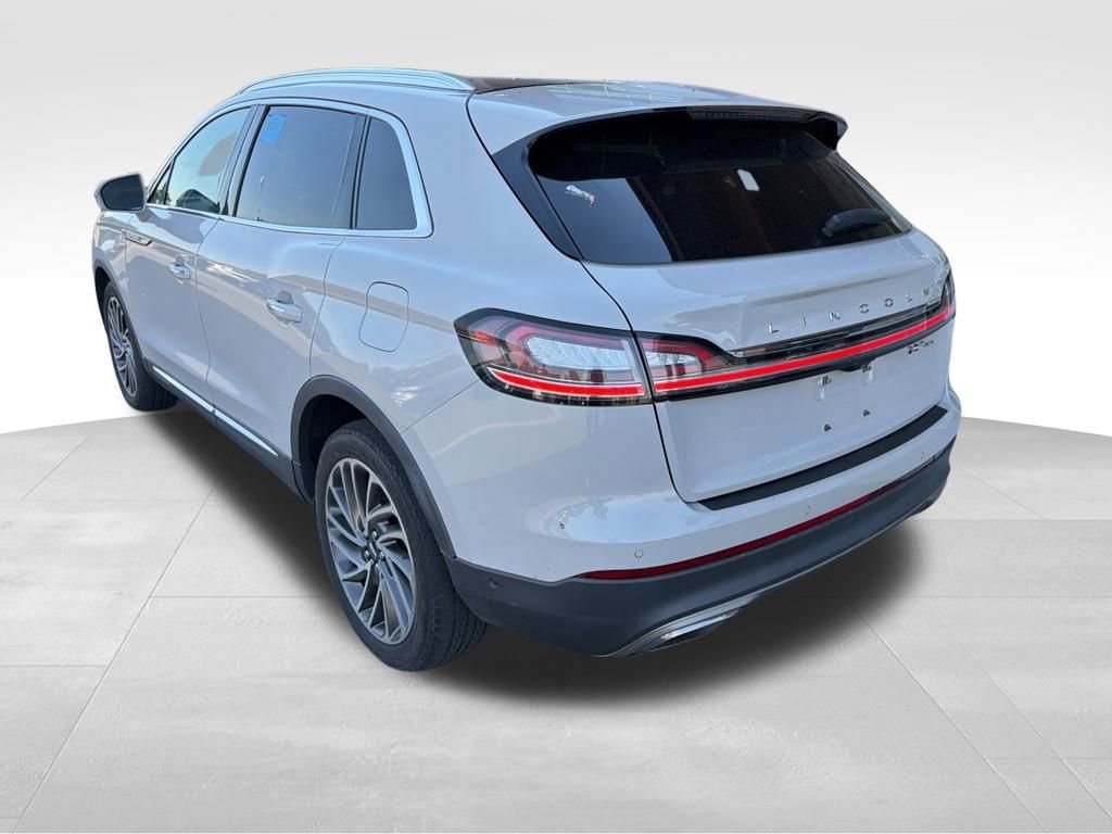 Used 2019 Lincoln Nautilus Reserve AWD/4WD image 5