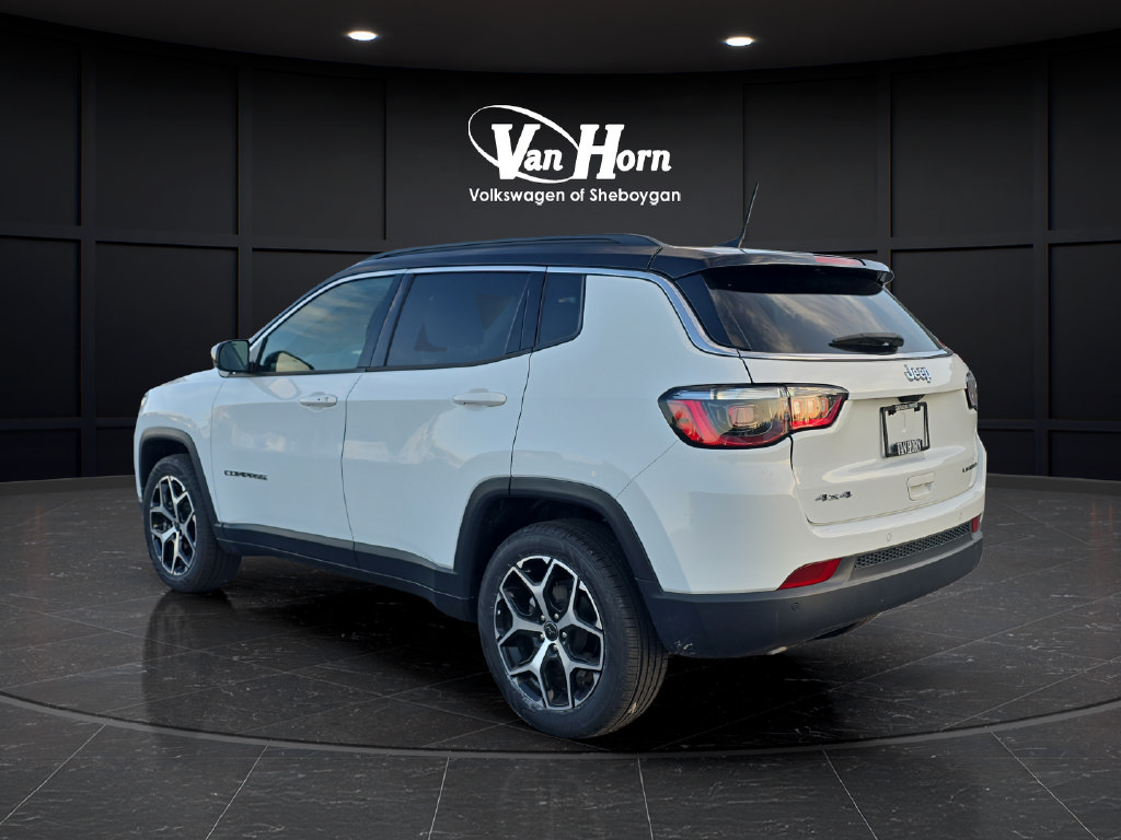 Used 2025 Jeep Compass Limited AWD/4WD image 5