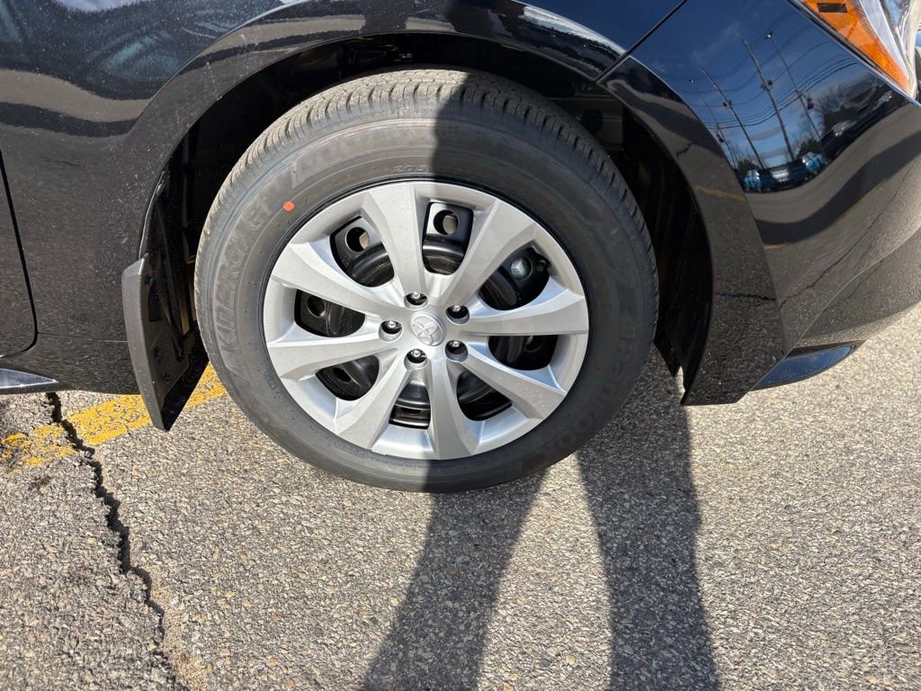 New 2026 Toyota Corolla LE image 33