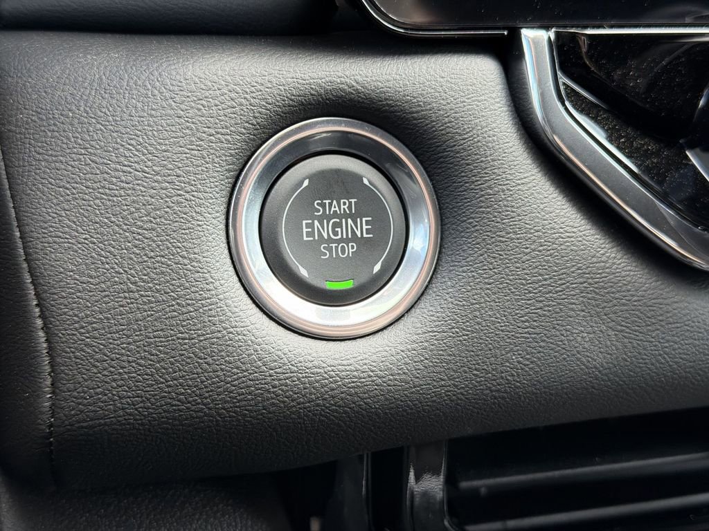 New 2026 GMC Canyon Elevation RWD image 17