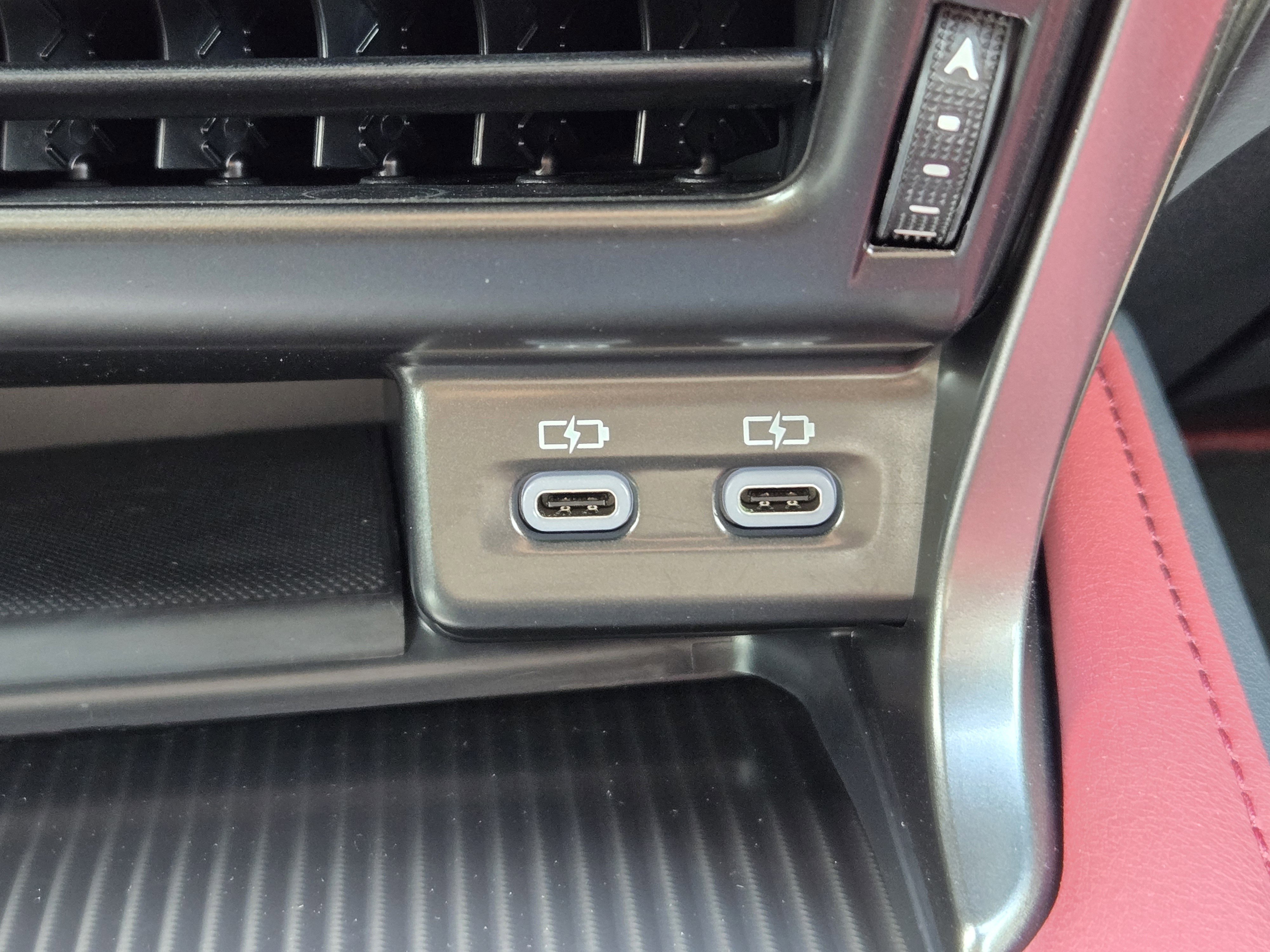 Used 2024 Lexus RX 350 F Sport w/ Convenience Package image 55